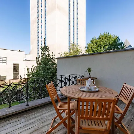 Apartament Huswell - Cape Montigny - A Beautifully Renovated Historic In The Heart Of *